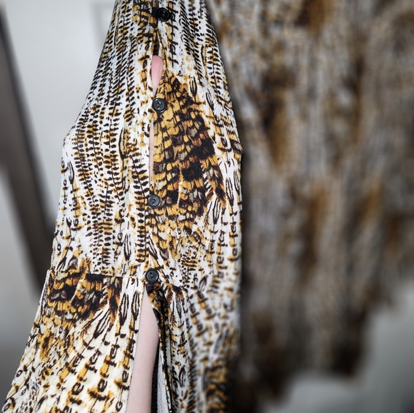 Cato's blouse - Picture 3 of 4